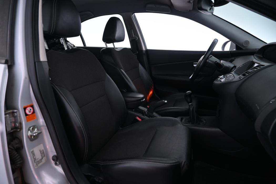 NISSAN Primera 2007