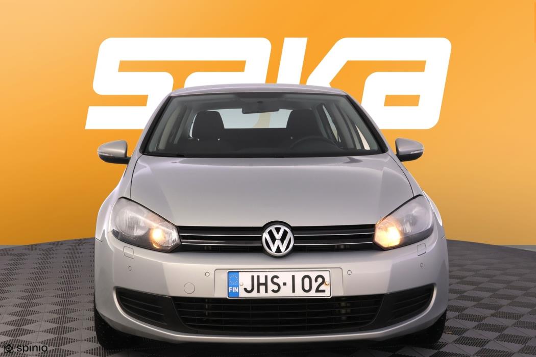 VOLKSWAGEN Golf 2011