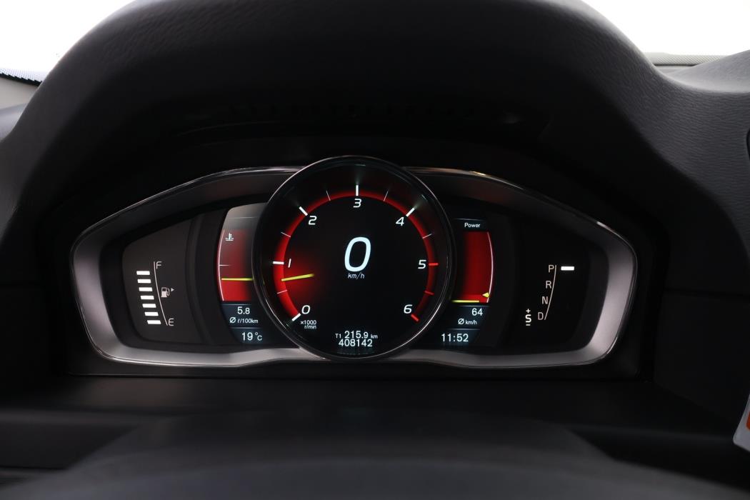 VOLVO V70 2014