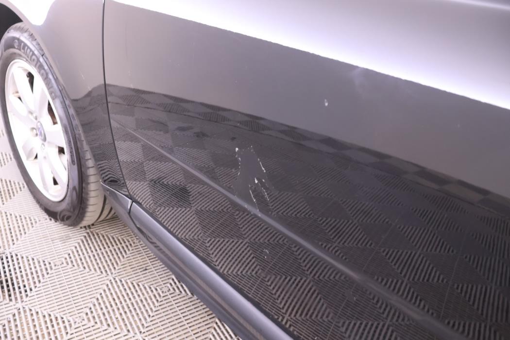 VOLVO V70 2014