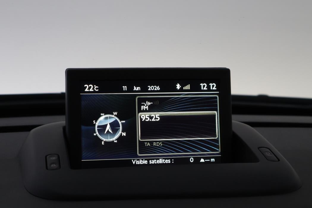 PEUGEOT 5008 2017