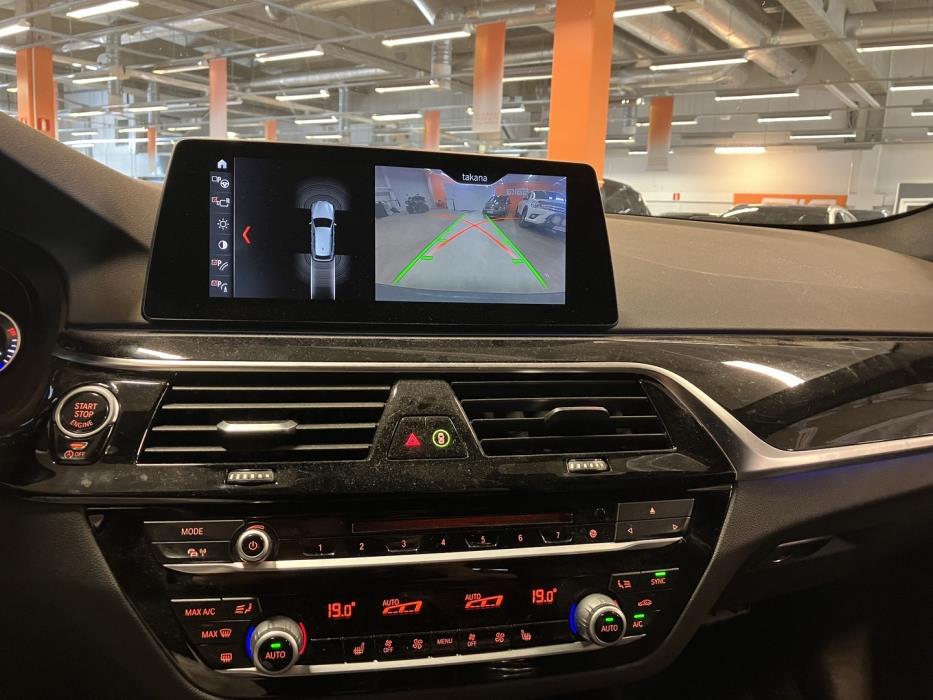 BMW 518 2020
