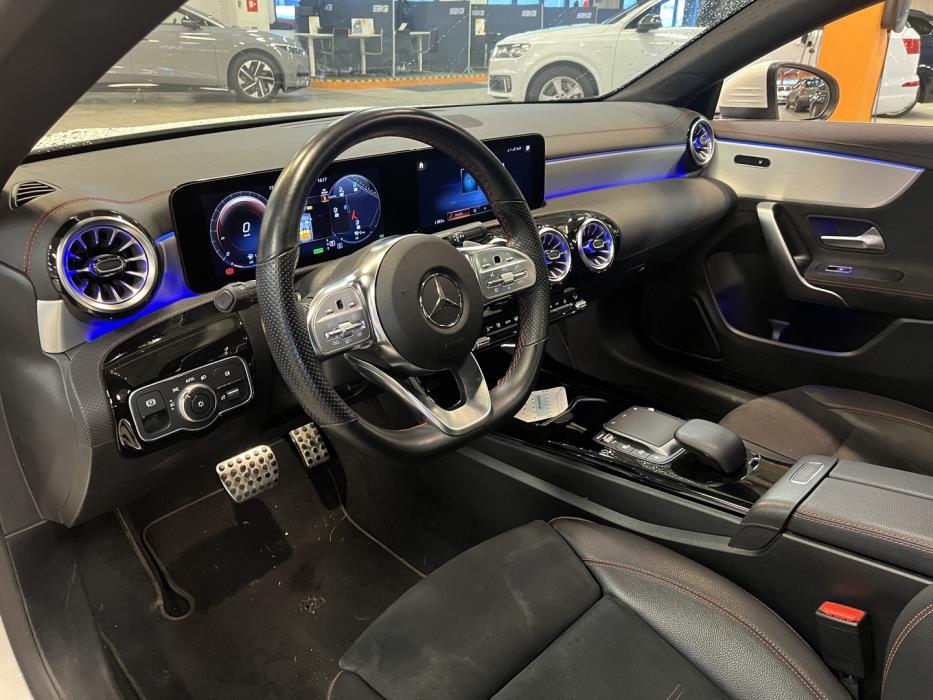 MERCEDES-BENZ CLA 2023