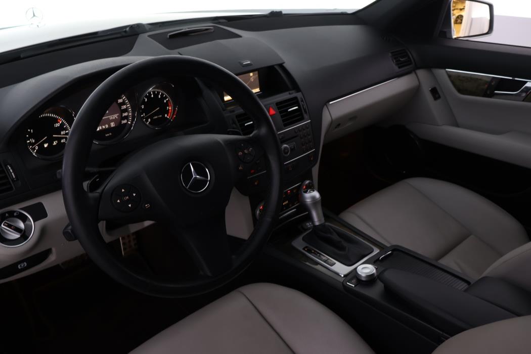 MERCEDES-BENZ C 2010