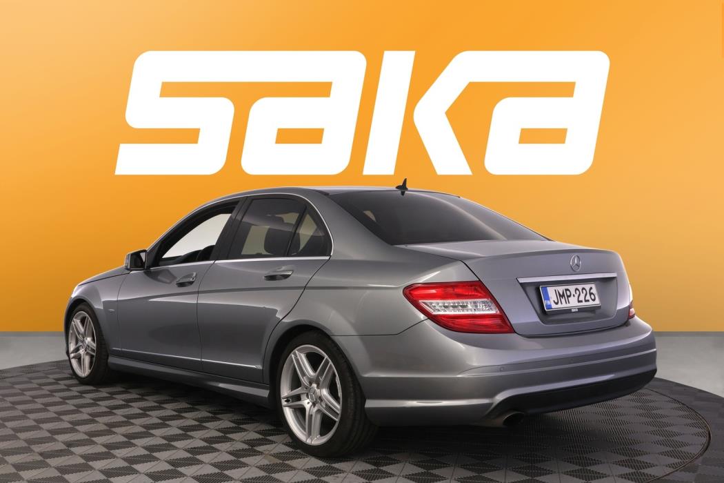 MERCEDES-BENZ C 2010