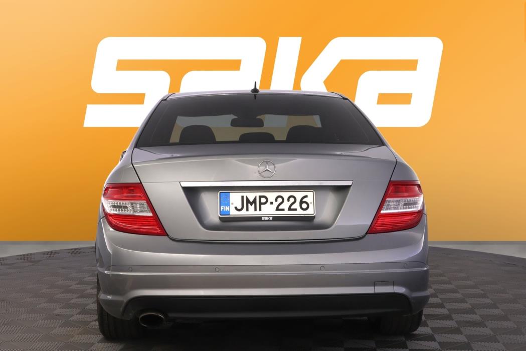 MERCEDES-BENZ C 2010