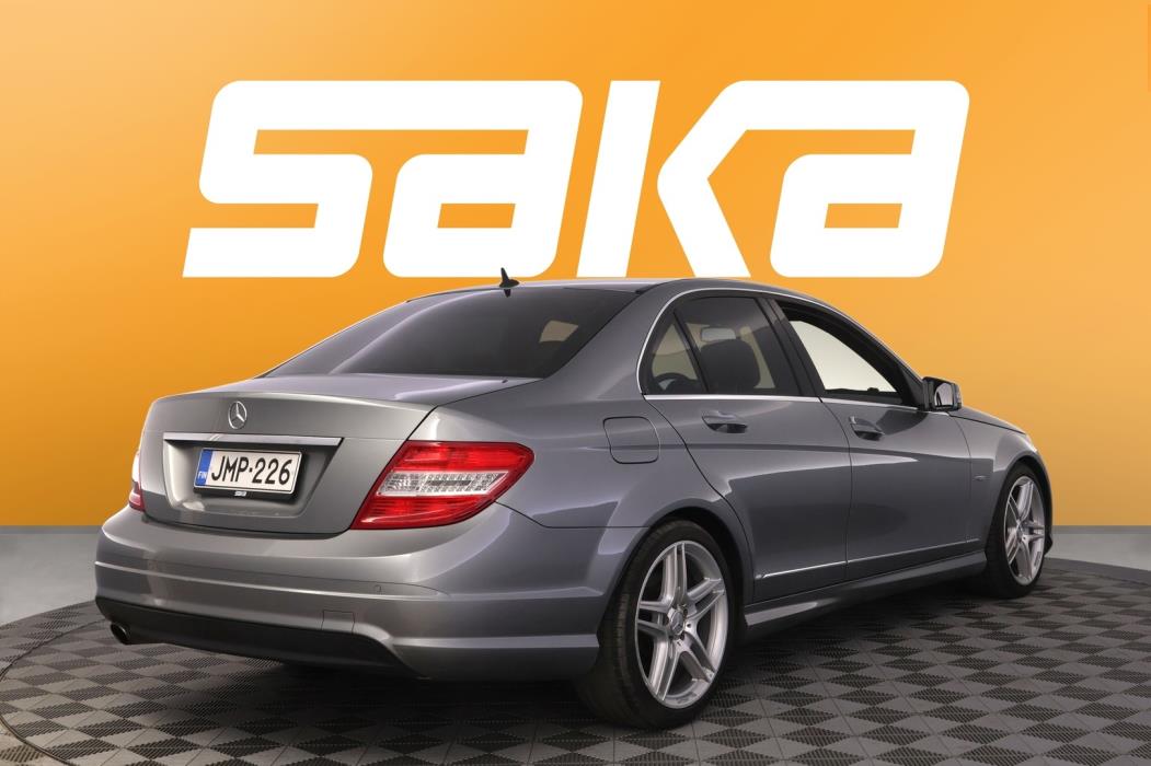MERCEDES-BENZ C 2010
