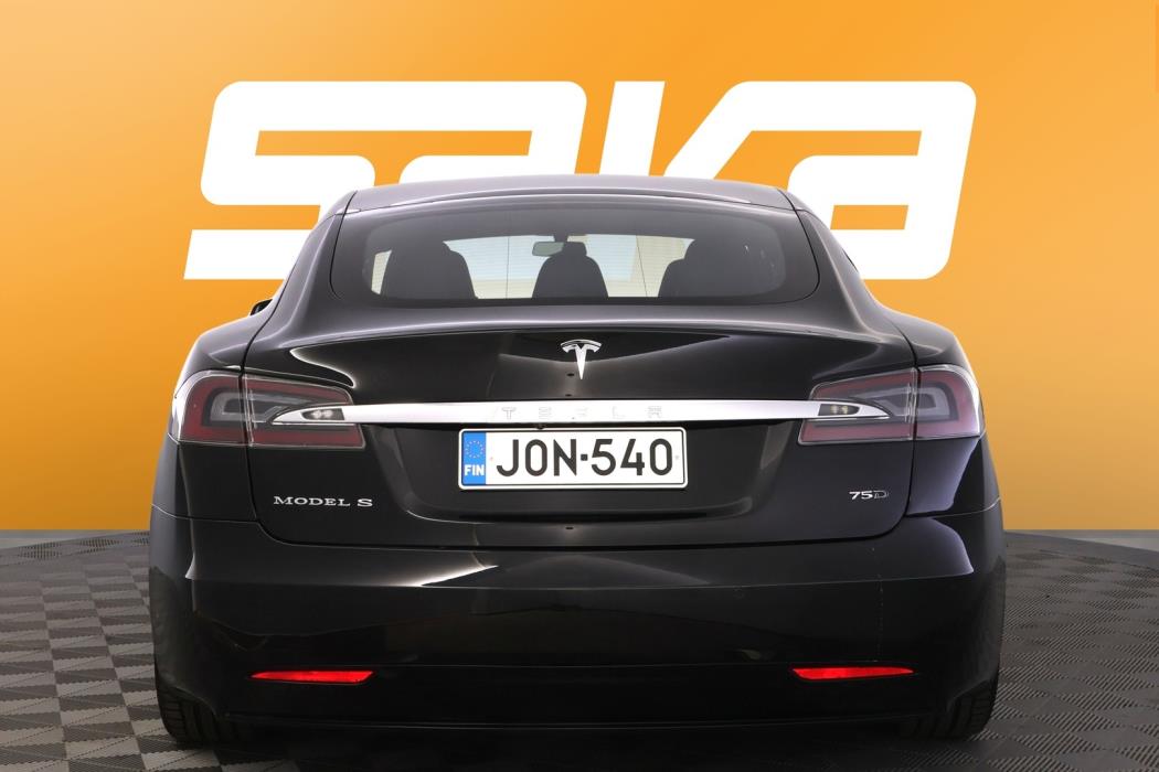TESLA Model S 2018