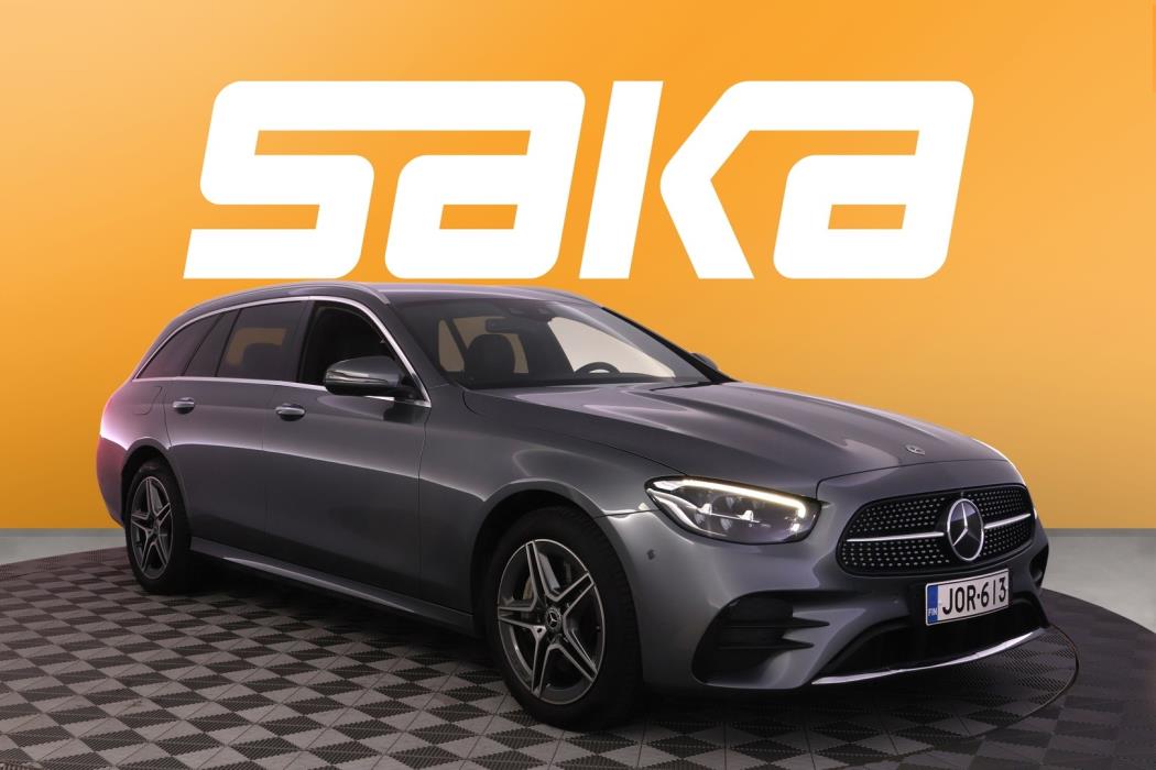 MERCEDES-BENZ E 2022
