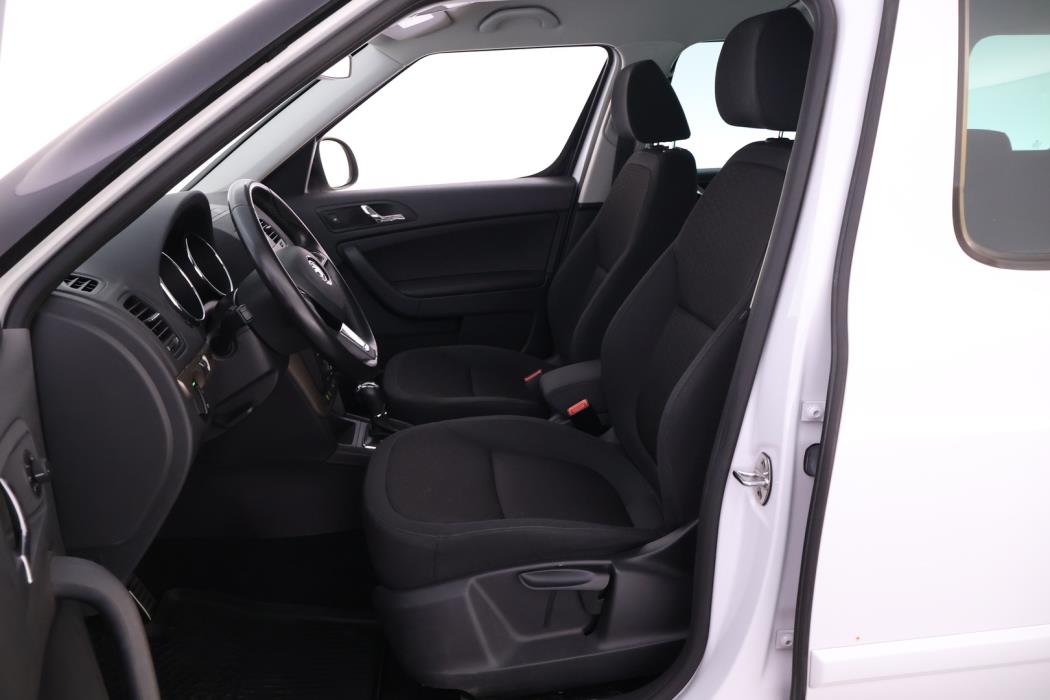 SKODA Yeti 2016