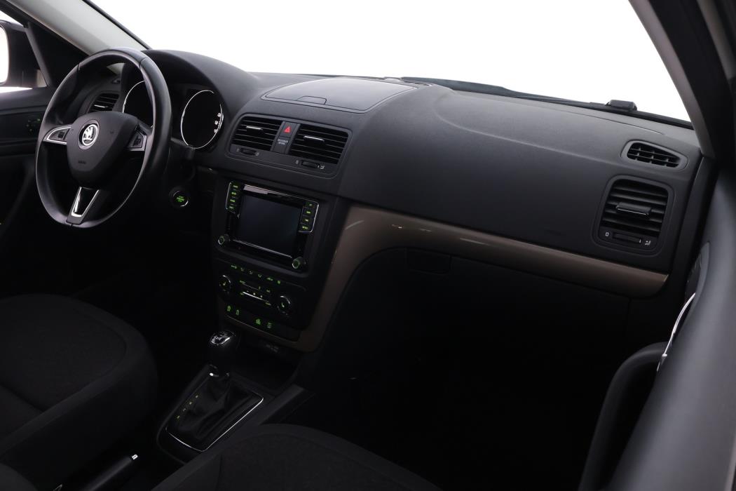 SKODA Yeti 2016