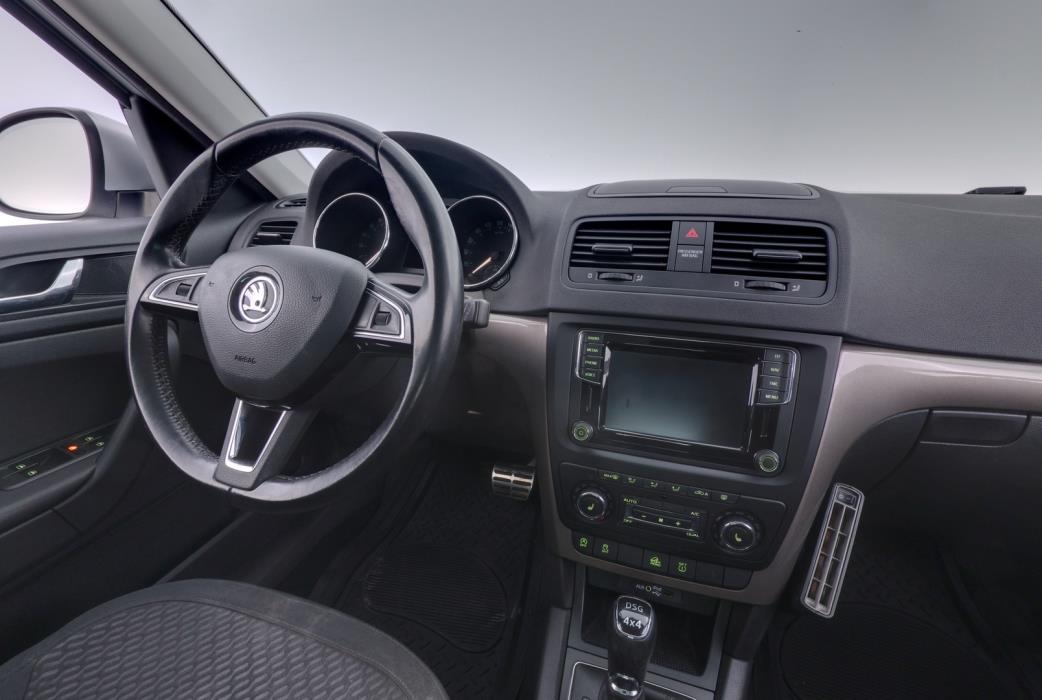 SKODA Yeti 2016