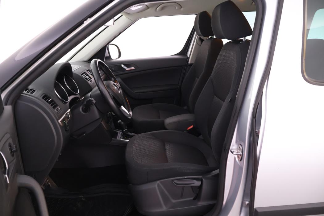 SKODA Yeti 2016