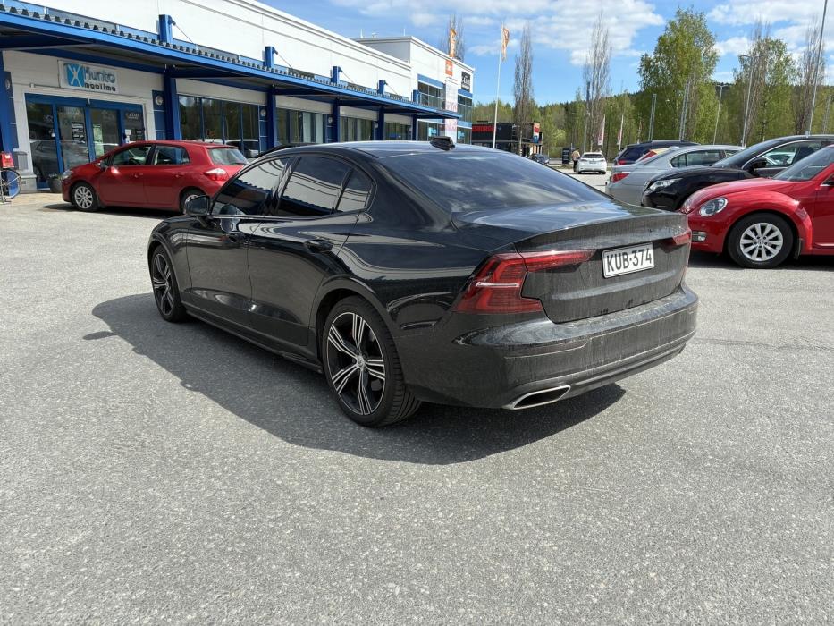 VOLVO S60 2021