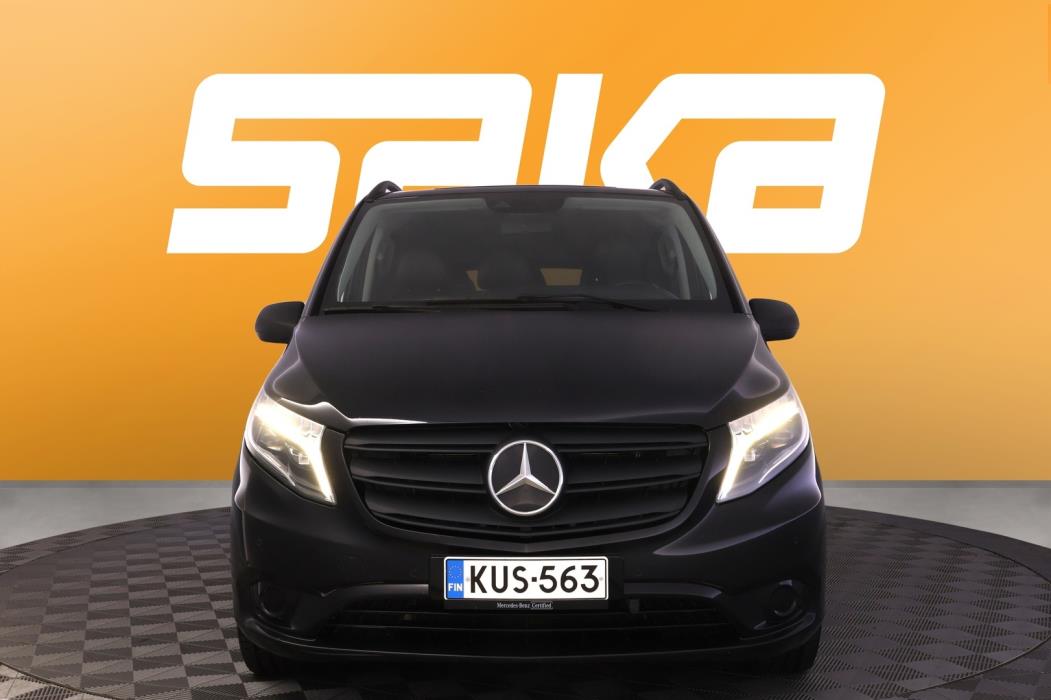 MERCEDES-BENZ Vito 2023