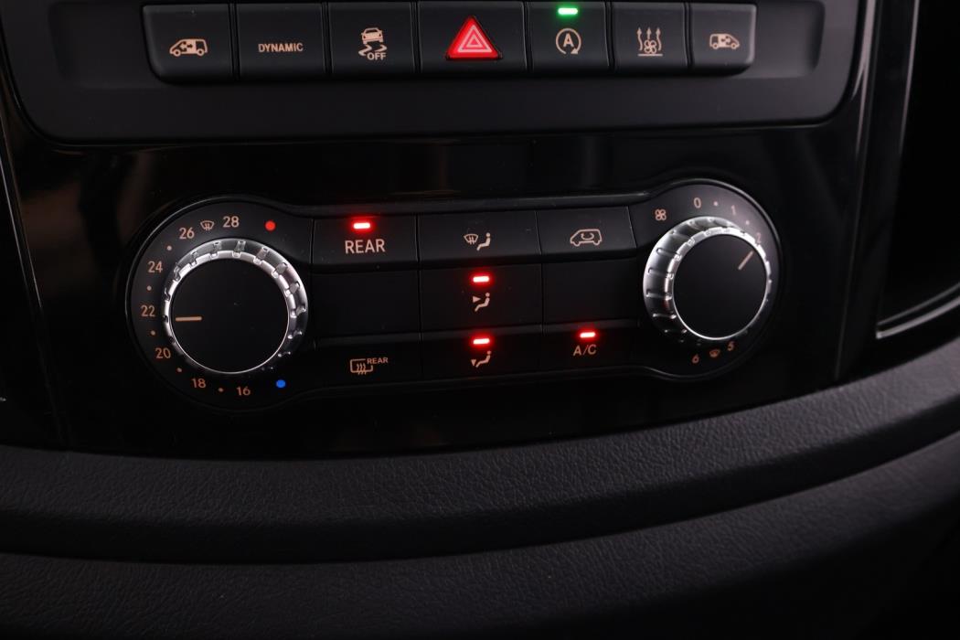 MERCEDES-BENZ Vito 2023
