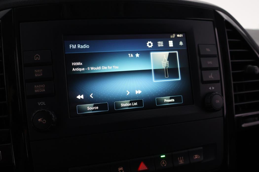 MERCEDES-BENZ Vito 2023