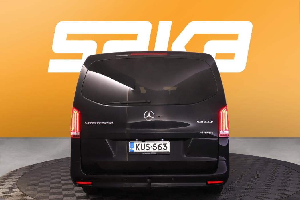 MERCEDES-BENZ Vito 2023