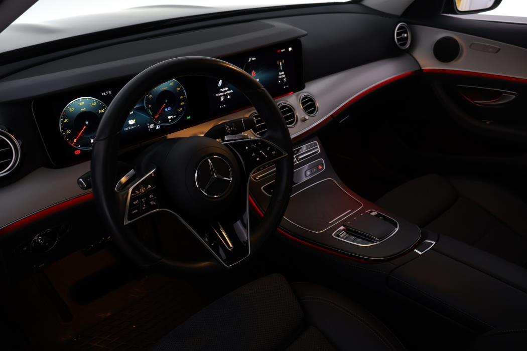 MERCEDES-BENZ E 2023