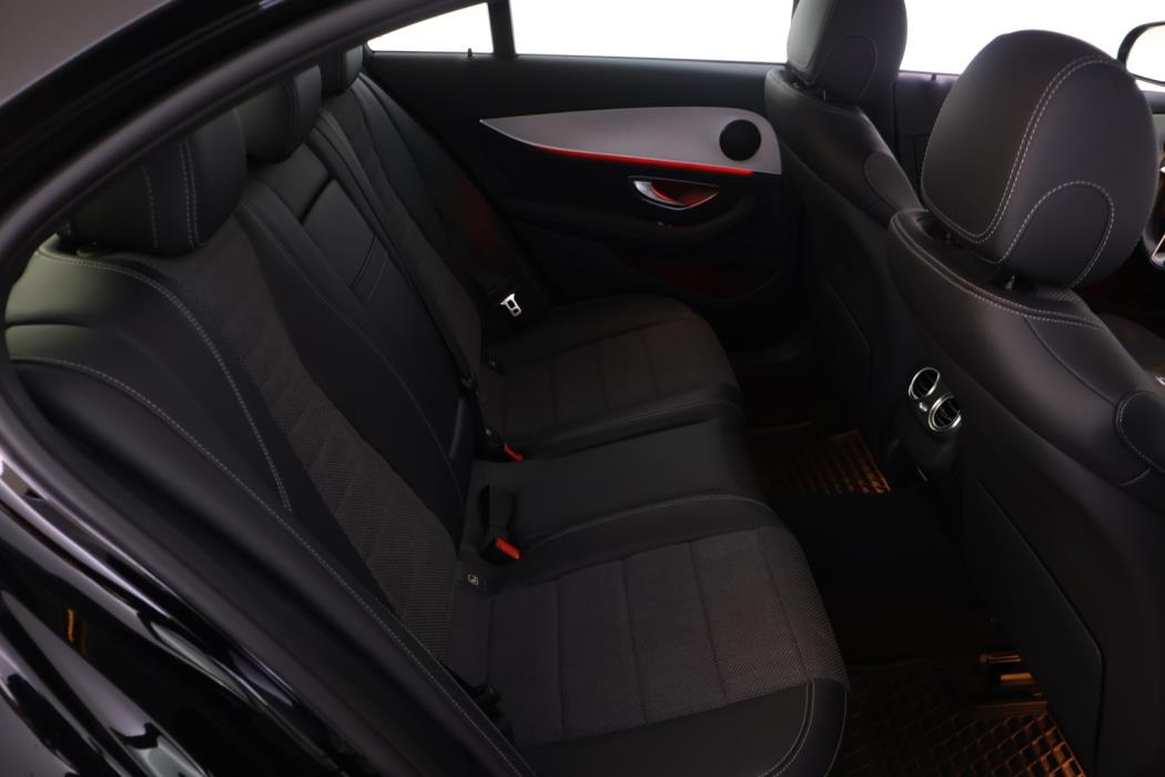 MERCEDES-BENZ E 2023