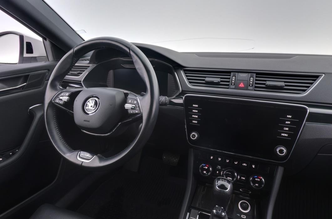 SKODA Superb 2021