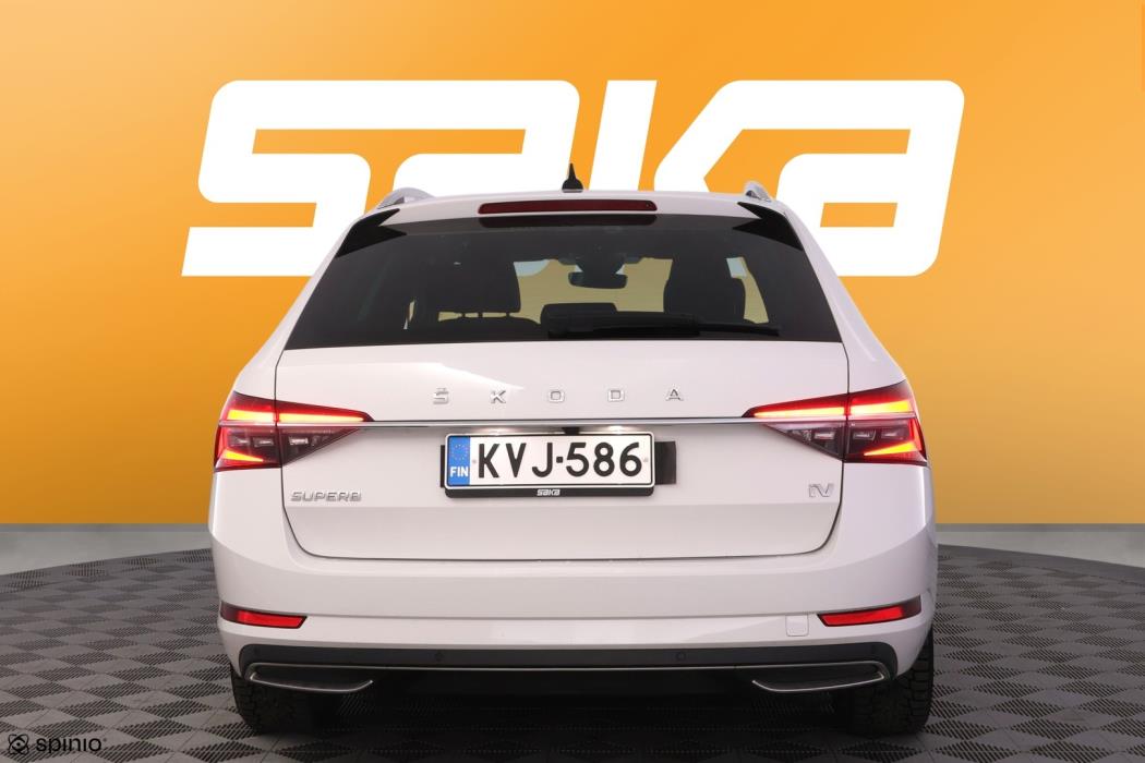 SKODA Superb 2021
