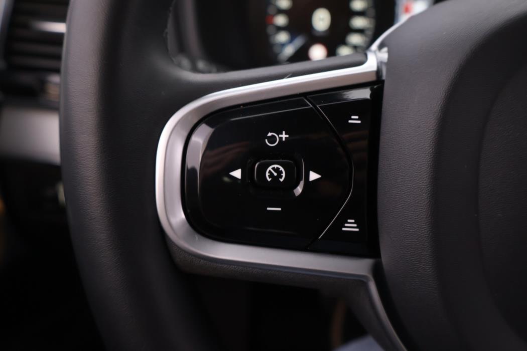 VOLVO XC90 2022