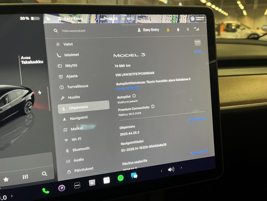 TESLA Model 3 2023