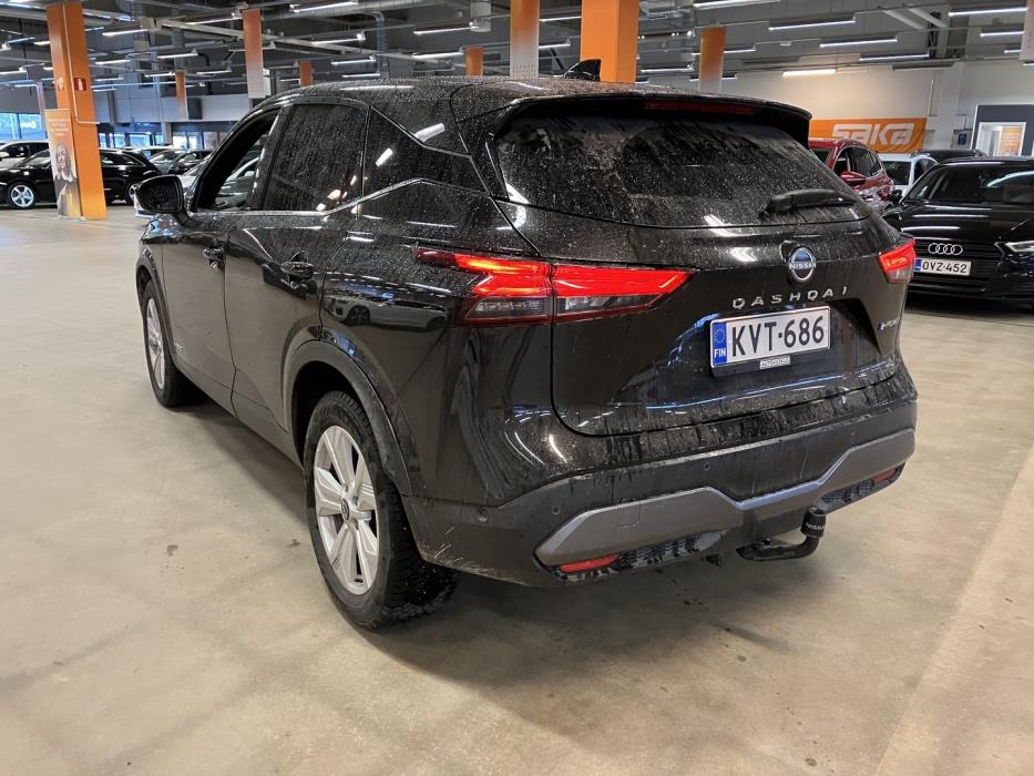 NISSAN Qashqai 2024