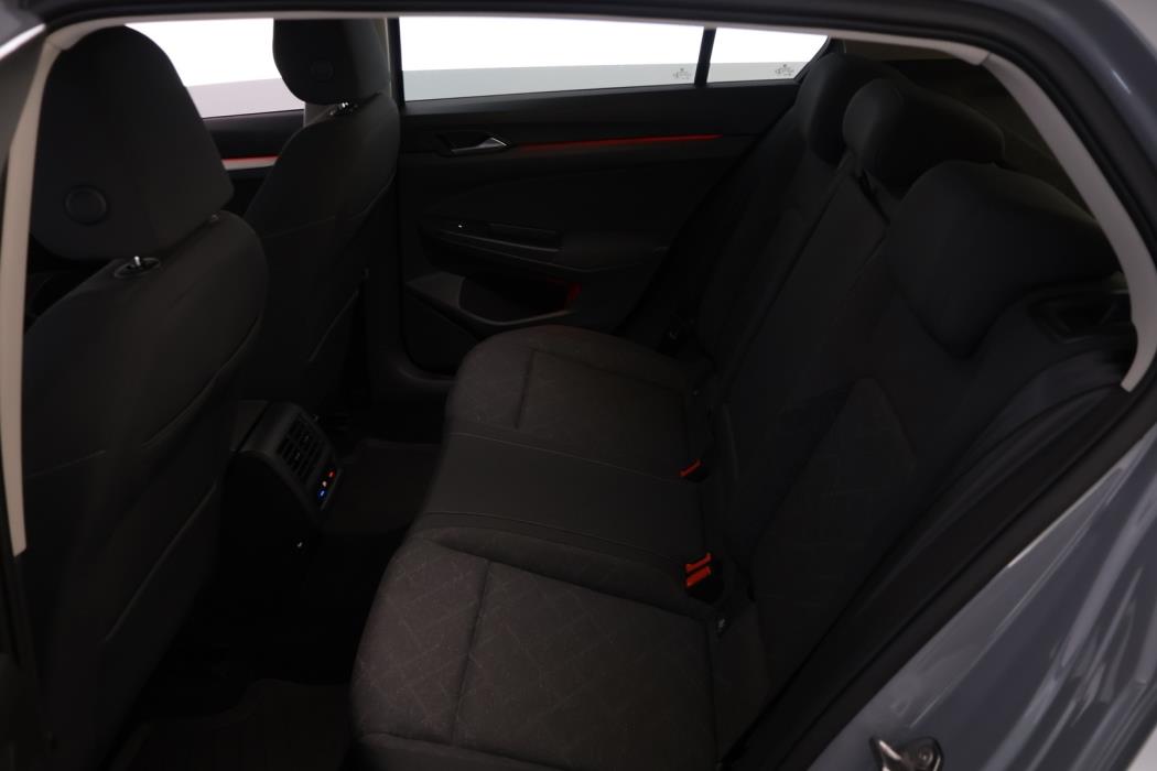 VOLKSWAGEN Golf 2020