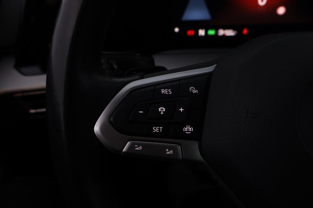 VOLKSWAGEN Golf 2020