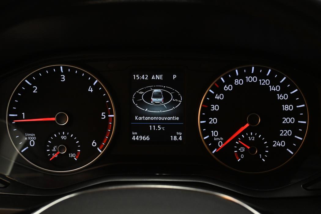 VOLKSWAGEN Amarok 2020