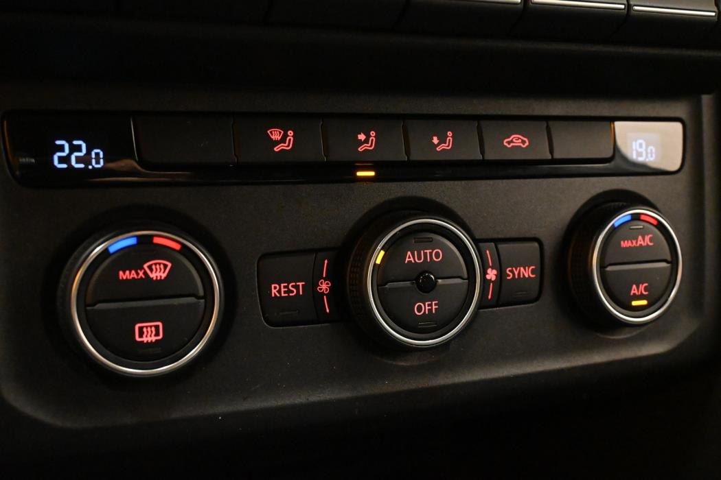 VOLKSWAGEN Amarok 2020