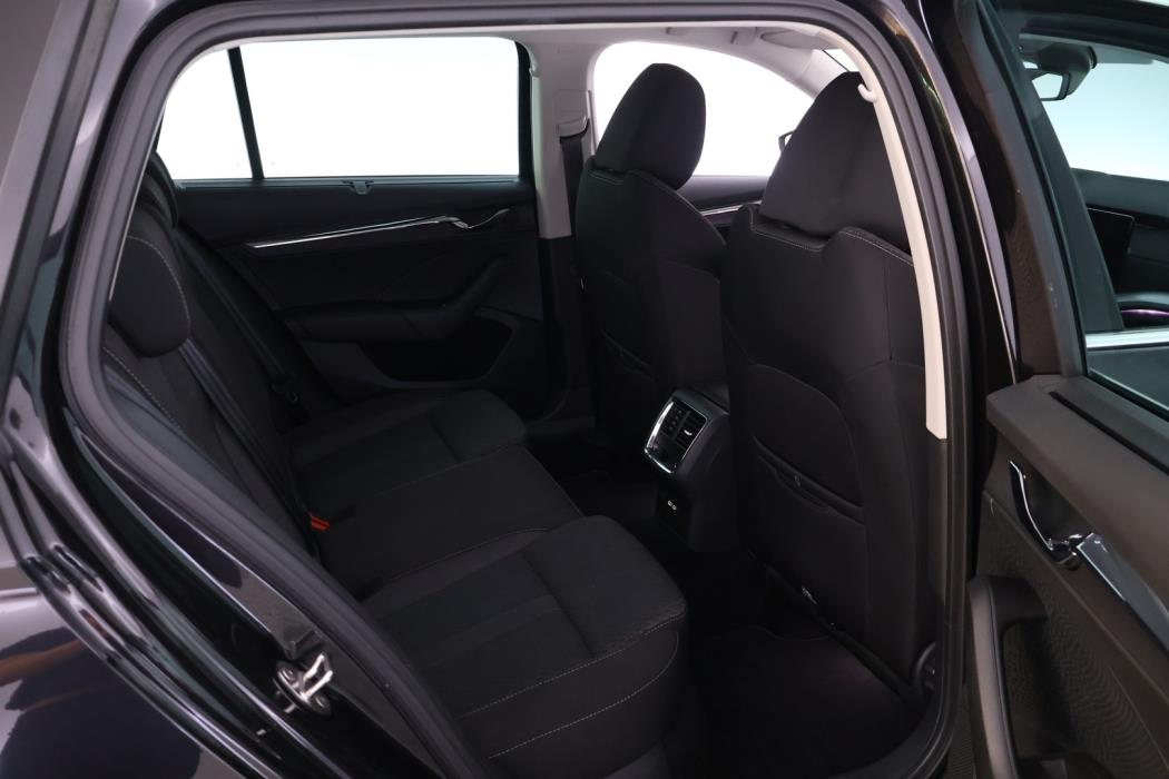 SKODA Octavia 2021