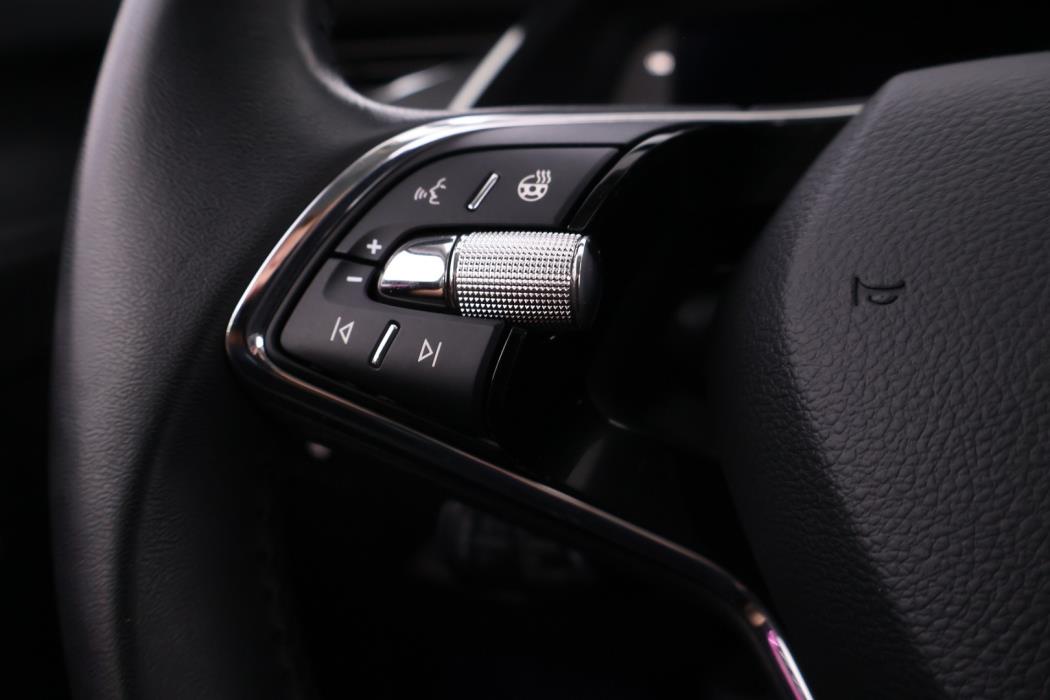 SKODA Octavia 2021