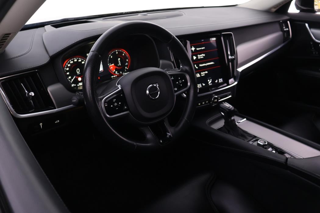 VOLVO V90 2019