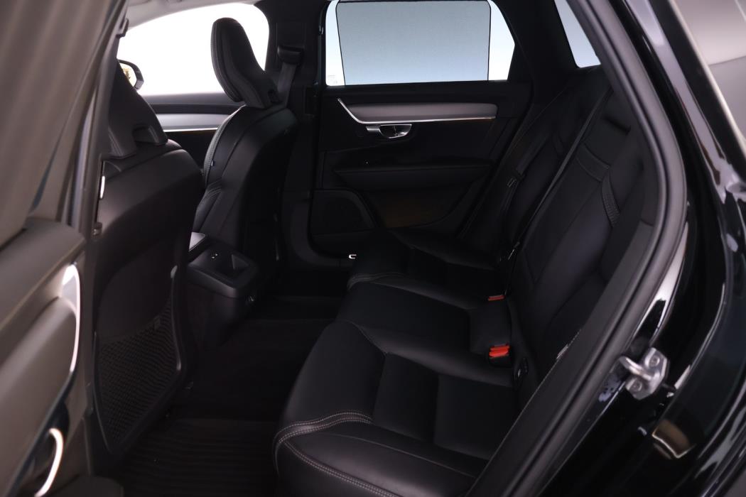 VOLVO V90 2019