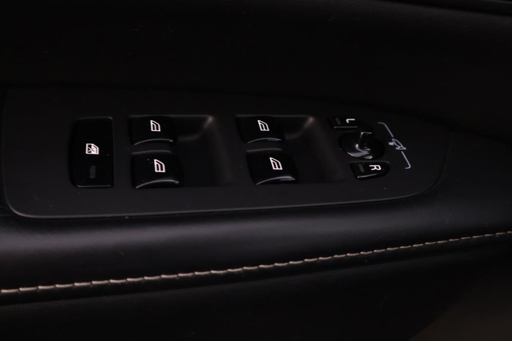 VOLVO V90 2019