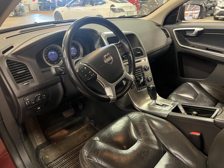 VOLVO XC60 2012