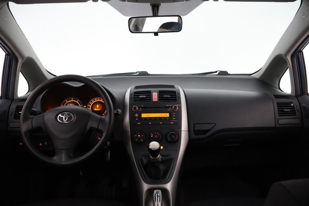 TOYOTA Auris 2008