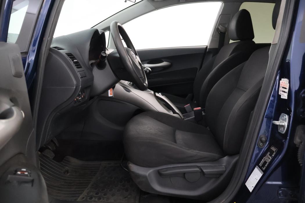 TOYOTA Auris 2008
