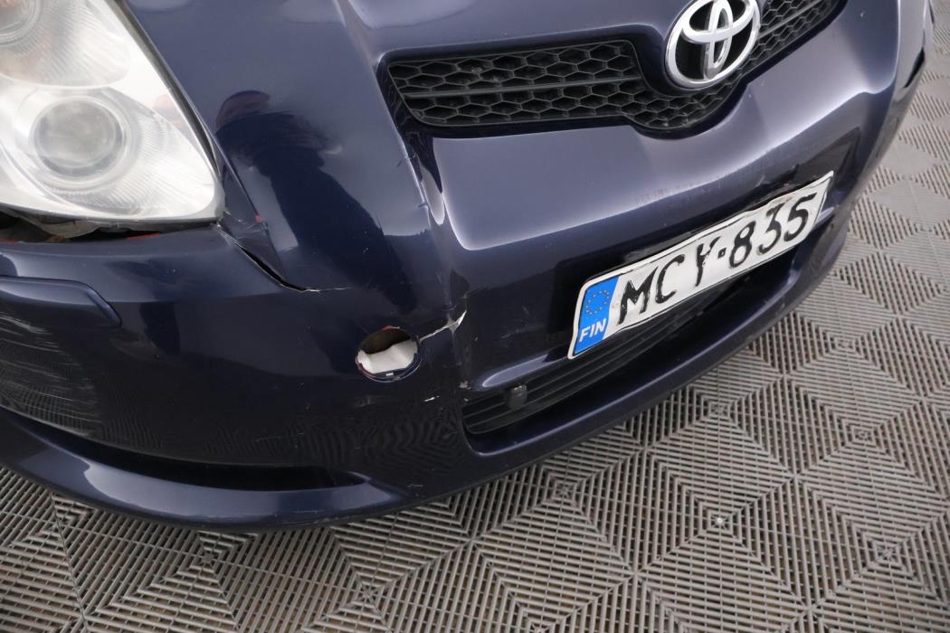 TOYOTA Auris 2008