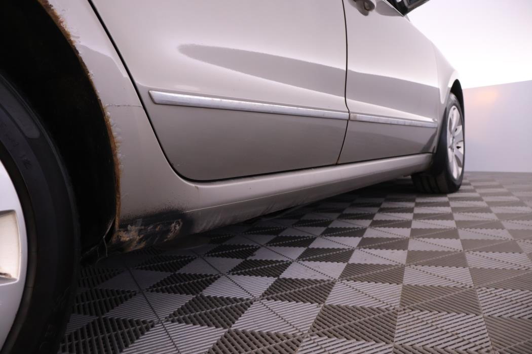SKODA Superb 2010