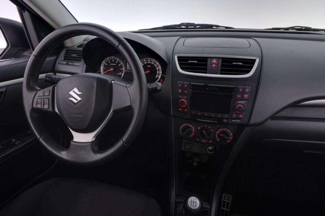 SUZUKI Swift 2011
