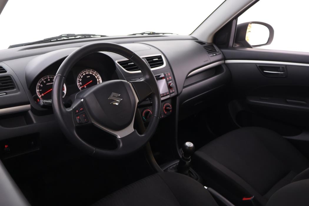 SUZUKI Swift 2011