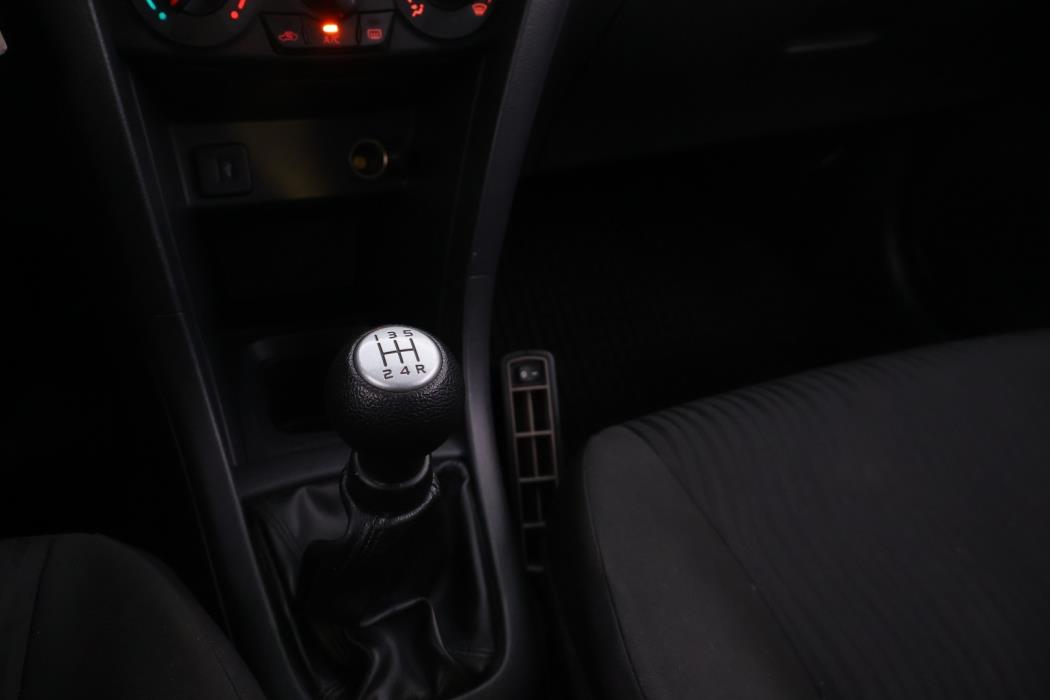 SUZUKI Swift 2011