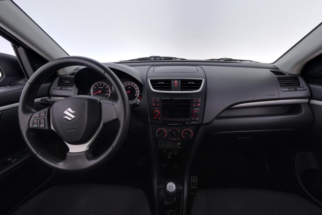 SUZUKI Swift 2011
