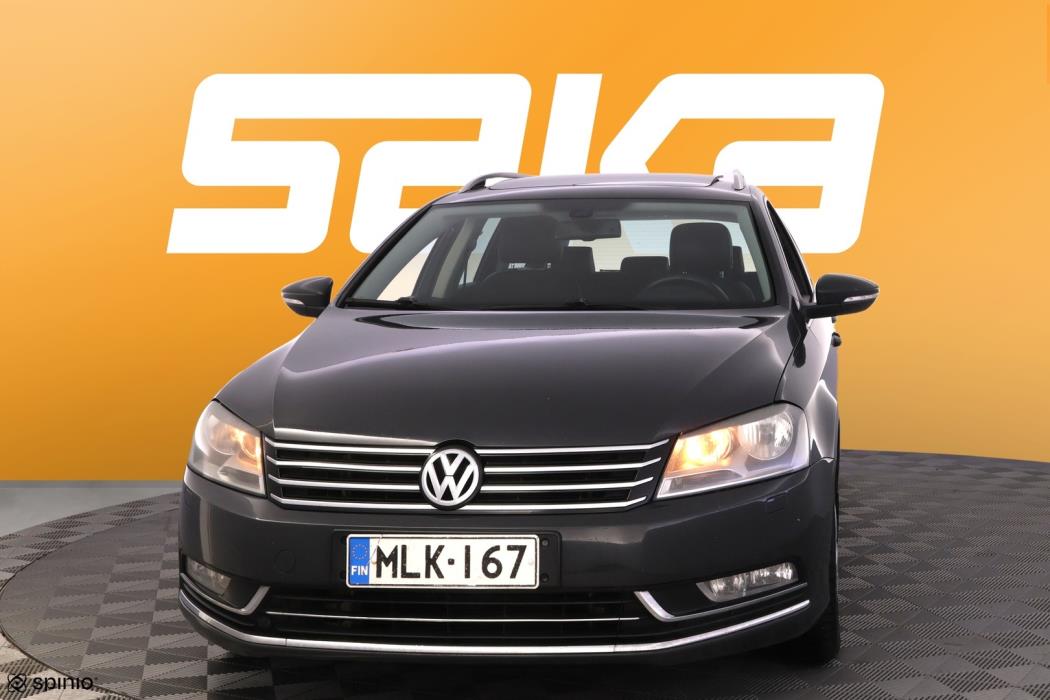 VOLKSWAGEN Passat 2013