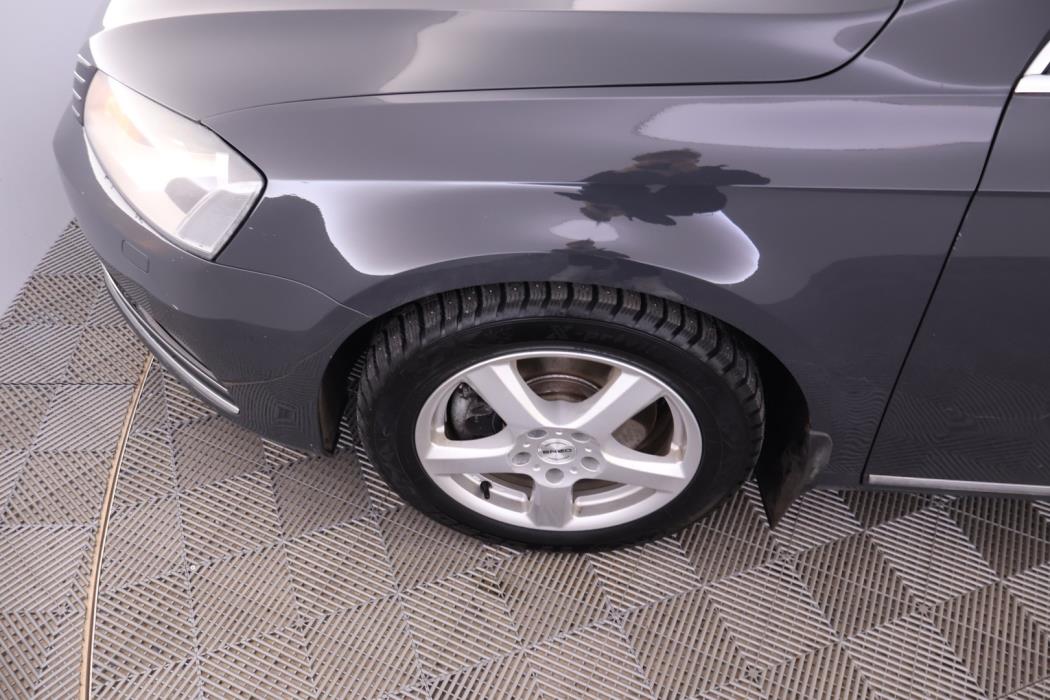 VOLKSWAGEN Passat 2013