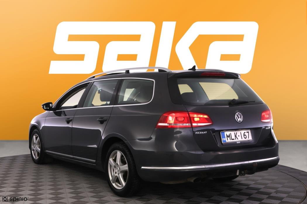 VOLKSWAGEN Passat 2013